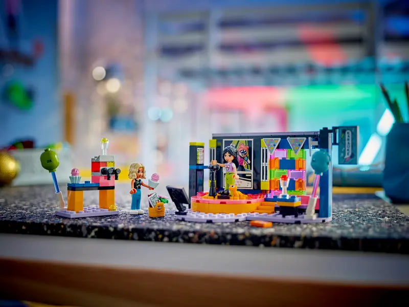 Lego Friends Karaoke Party