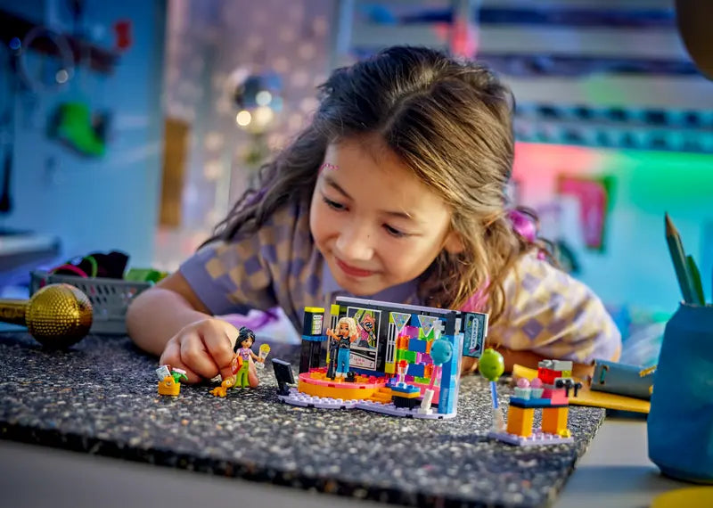 Lego Friends Karaoke Party